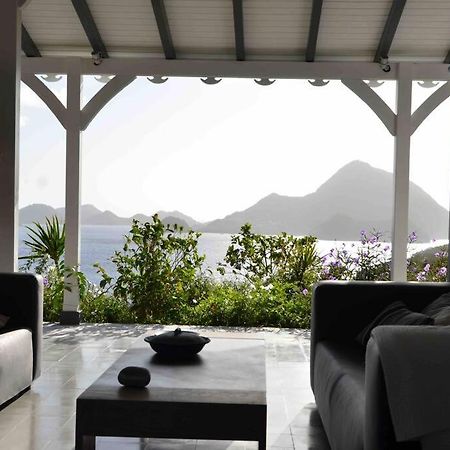 La Maison Bleue - Les Hauts De La Baie Terre-de-Bas Екстер'єр фото