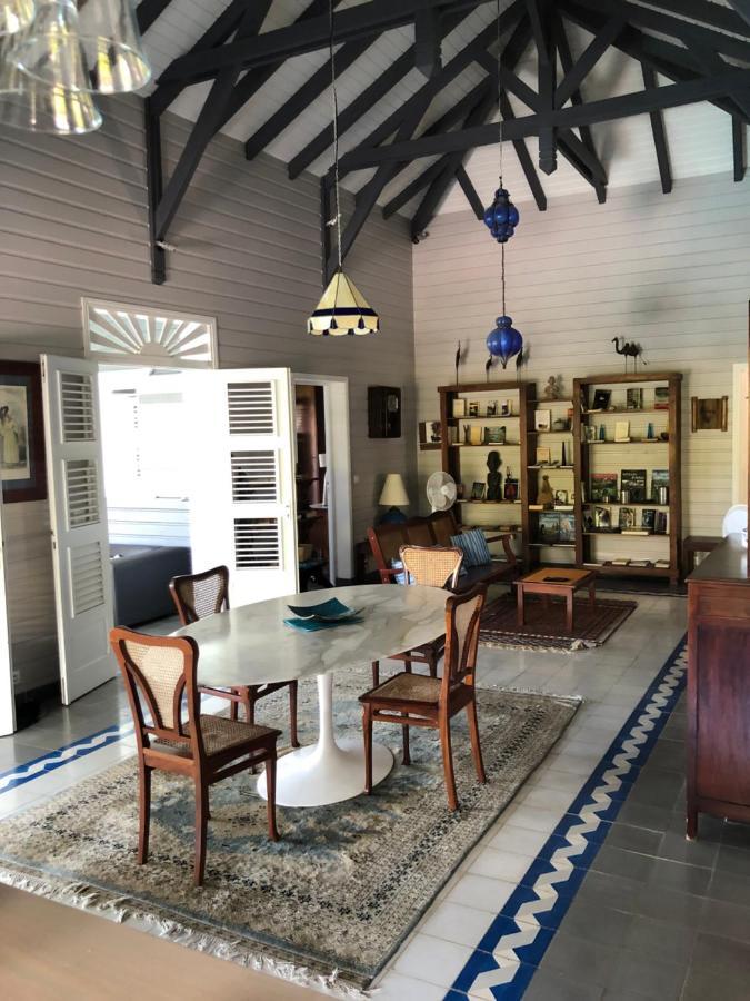La Maison Bleue - Les Hauts De La Baie Terre-de-Bas Екстер'єр фото